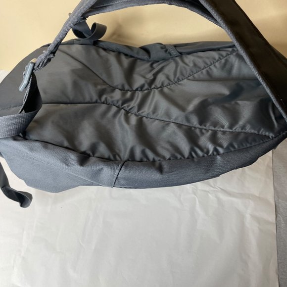 New Under Armour Hustle Lite Backpack - Picture 7 of 16